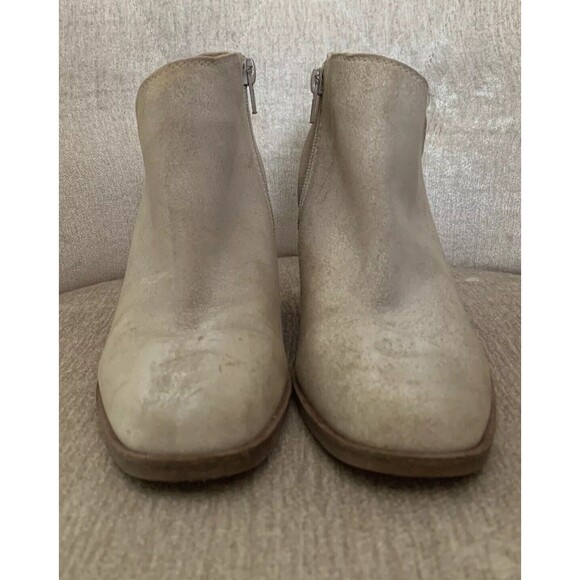 Lucky Brand Ehllen Ivory Distressed Leather Boots Booties Size 6.5 Stacked Heel - Picture 3 of 8
